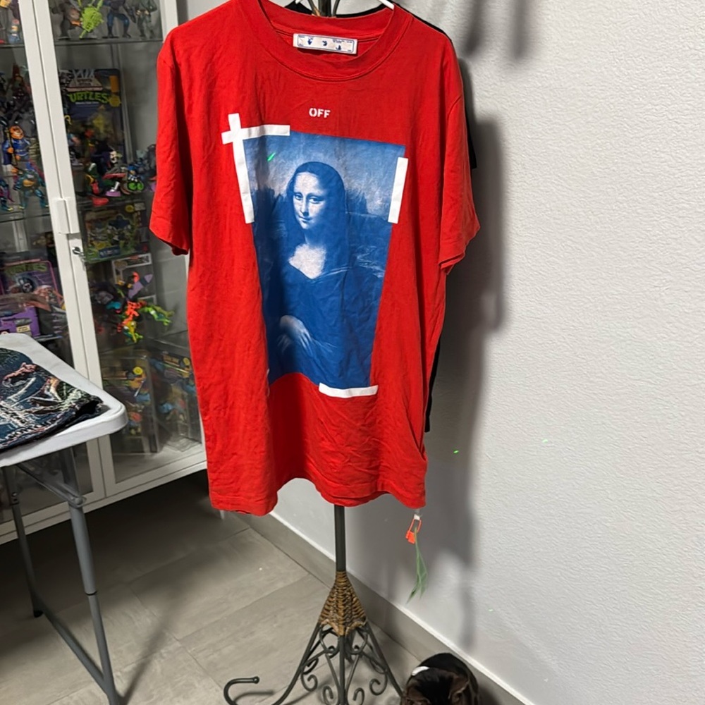 Off-White Red and Blue Graphic Short Sleeve Tee